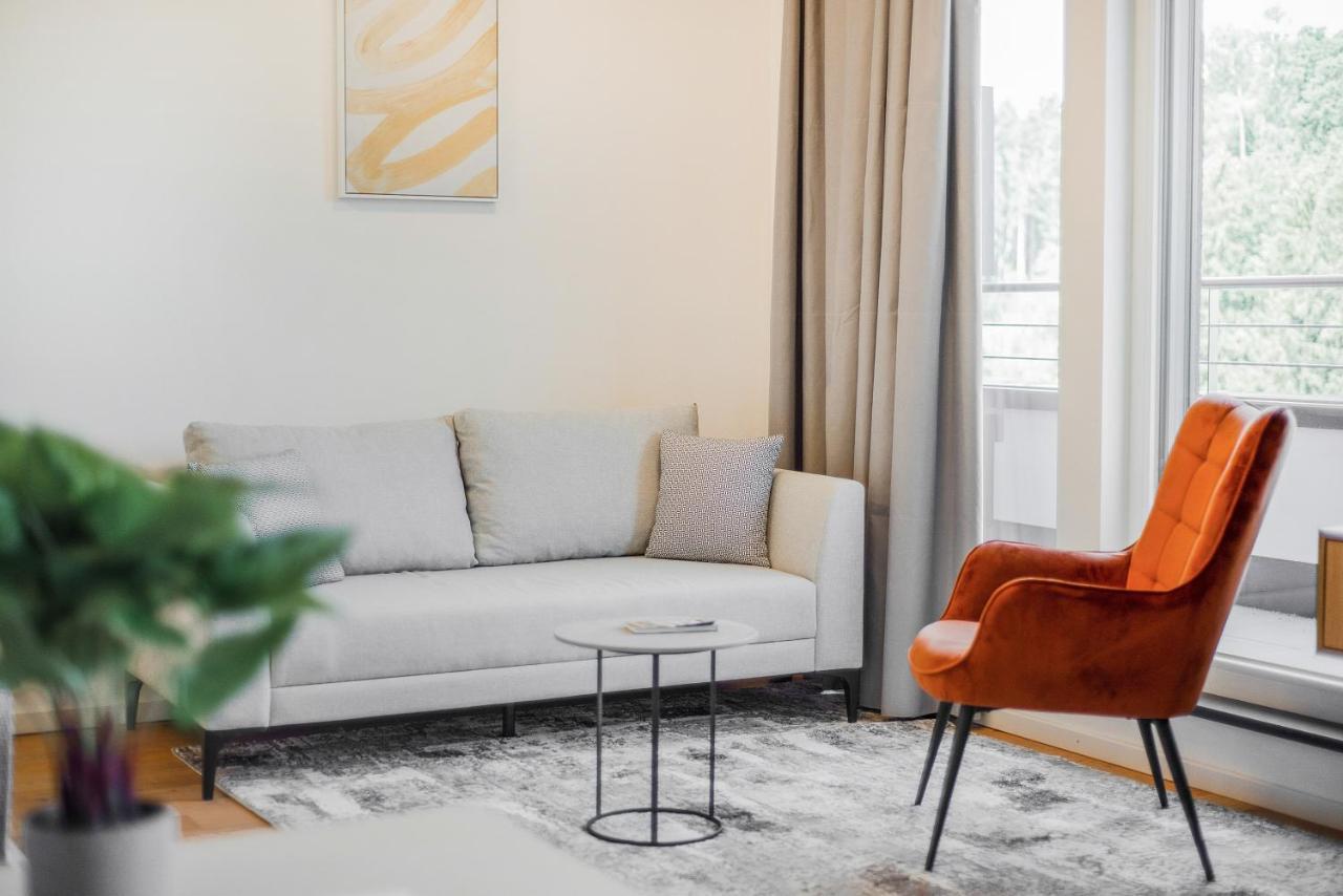Bright: Rosenheim Aicherpark Ngoại thất bức ảnh