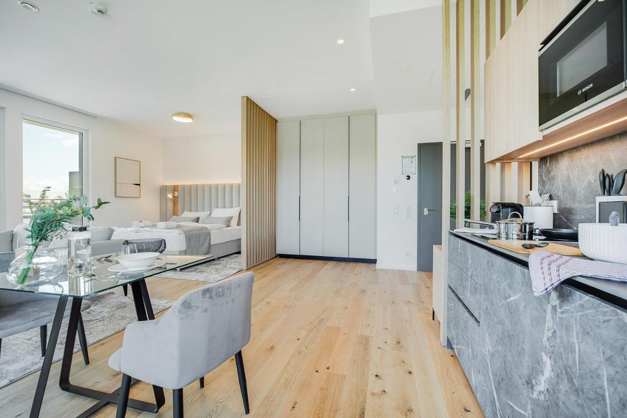 Bright: Rosenheim Aicherpark Ngoại thất bức ảnh