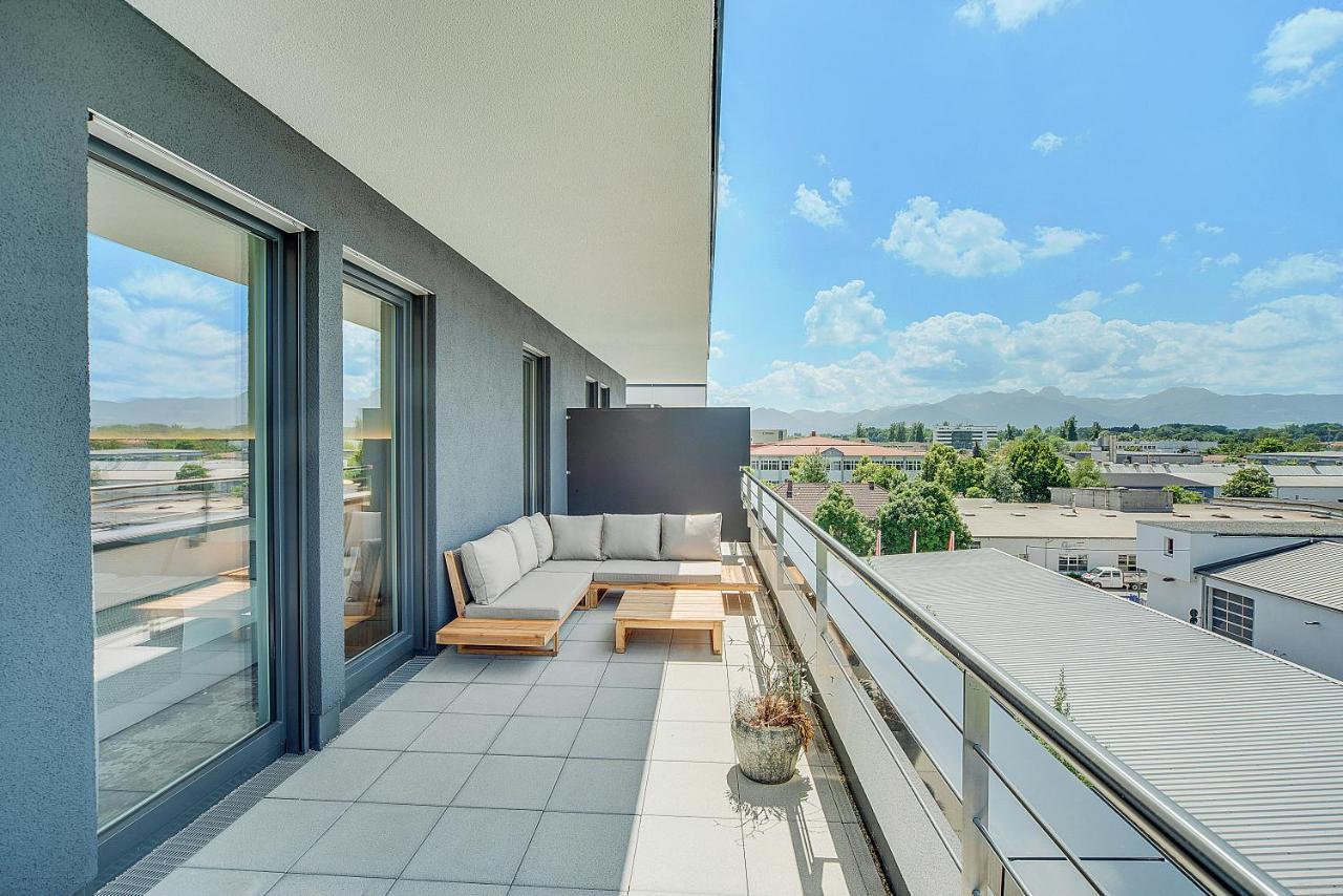 Bright: Rosenheim Aicherpark Ngoại thất bức ảnh