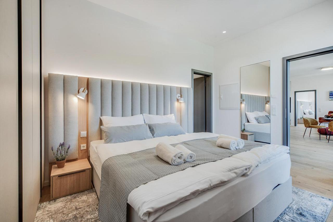Bright: Rosenheim Aicherpark Ngoại thất bức ảnh
